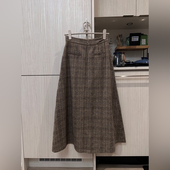 Wool checkered maxi skirt - Picture 3 of 3